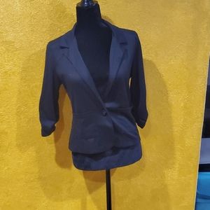 Black short sleeved jacket